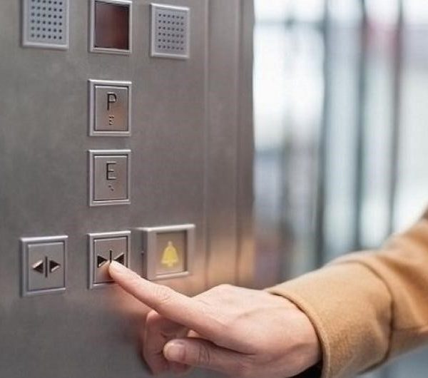 Μέχρι τέλος του έτους η καταχώριση των εγκατεστημένων ανελκυστήρων